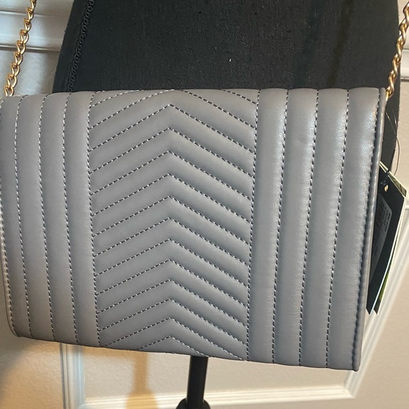 Badgley Mischka Gray and Gold Crossbody Bag || Gray - Picture 4 of 16